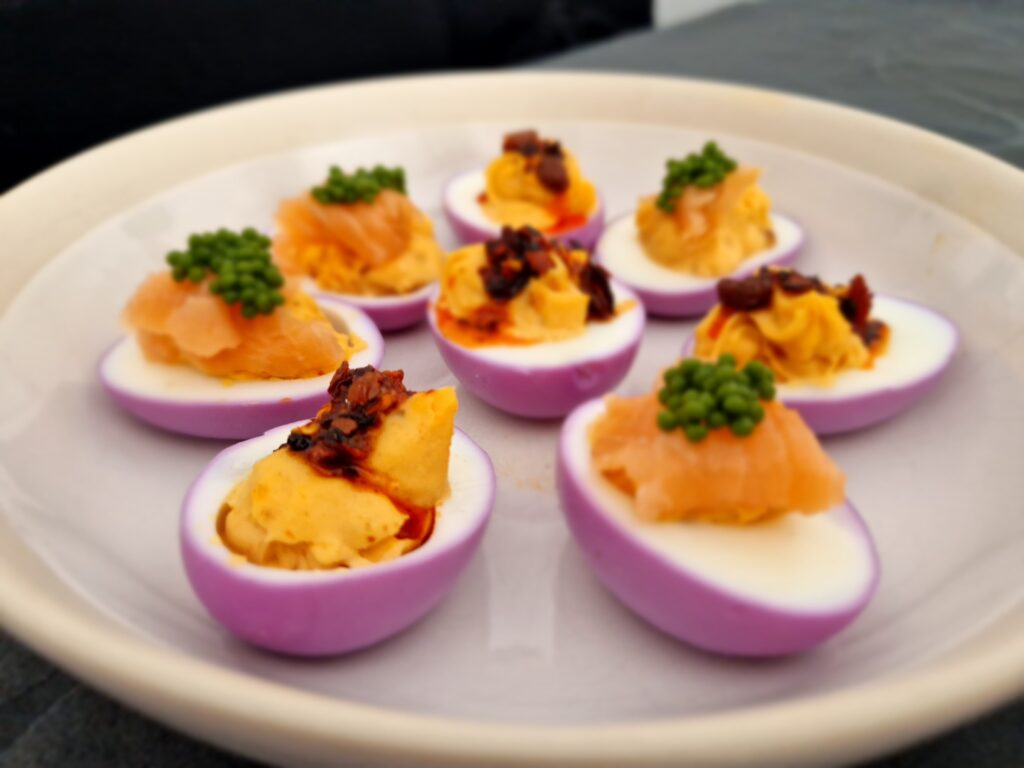 Gekleurde gevulde eitjes 20250420 151223 1 1024x768